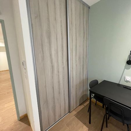 Le Salvador - Appart'Hotel De 18M2 A 44M2 La Talaudiere Ngoại thất bức ảnh