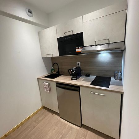 Le Salvador - Appart'Hotel De 18M2 A 44M2 La Talaudiere Ngoại thất bức ảnh