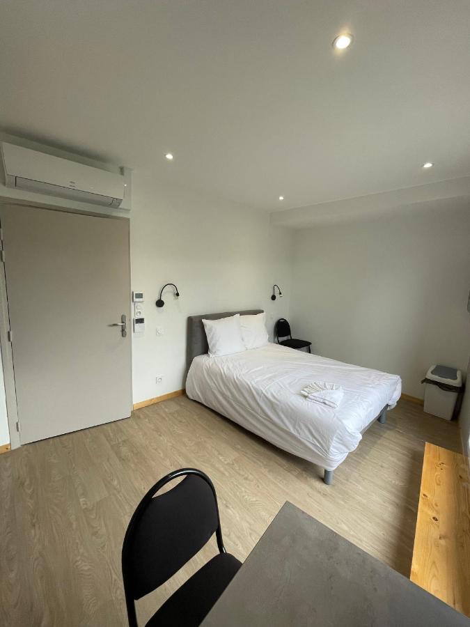 Le Salvador - Appart'Hotel De 18M2 A 44M2 La Talaudiere Ngoại thất bức ảnh