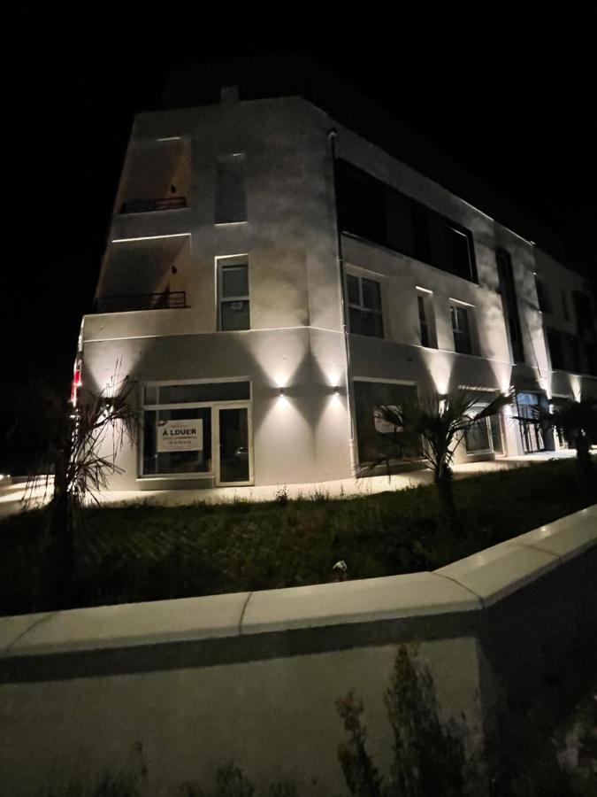 Le Salvador - Appart'Hotel De 18M2 A 44M2 La Talaudiere Ngoại thất bức ảnh