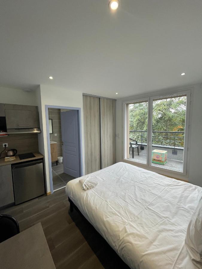 Le Salvador - Appart'Hotel De 18M2 A 44M2 La Talaudiere Ngoại thất bức ảnh