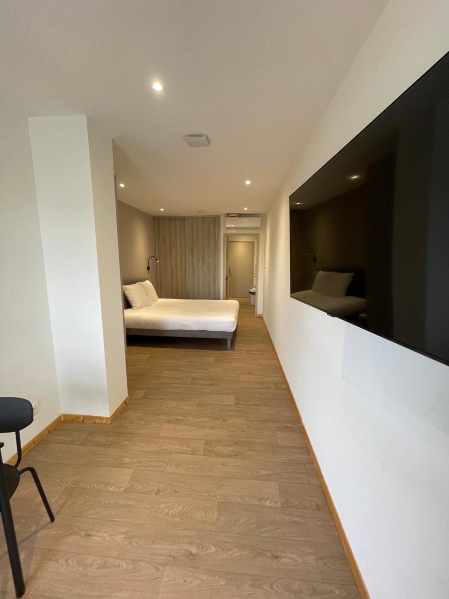 Le Salvador - Appart'Hotel De 18M2 A 44M2 La Talaudiere Ngoại thất bức ảnh
