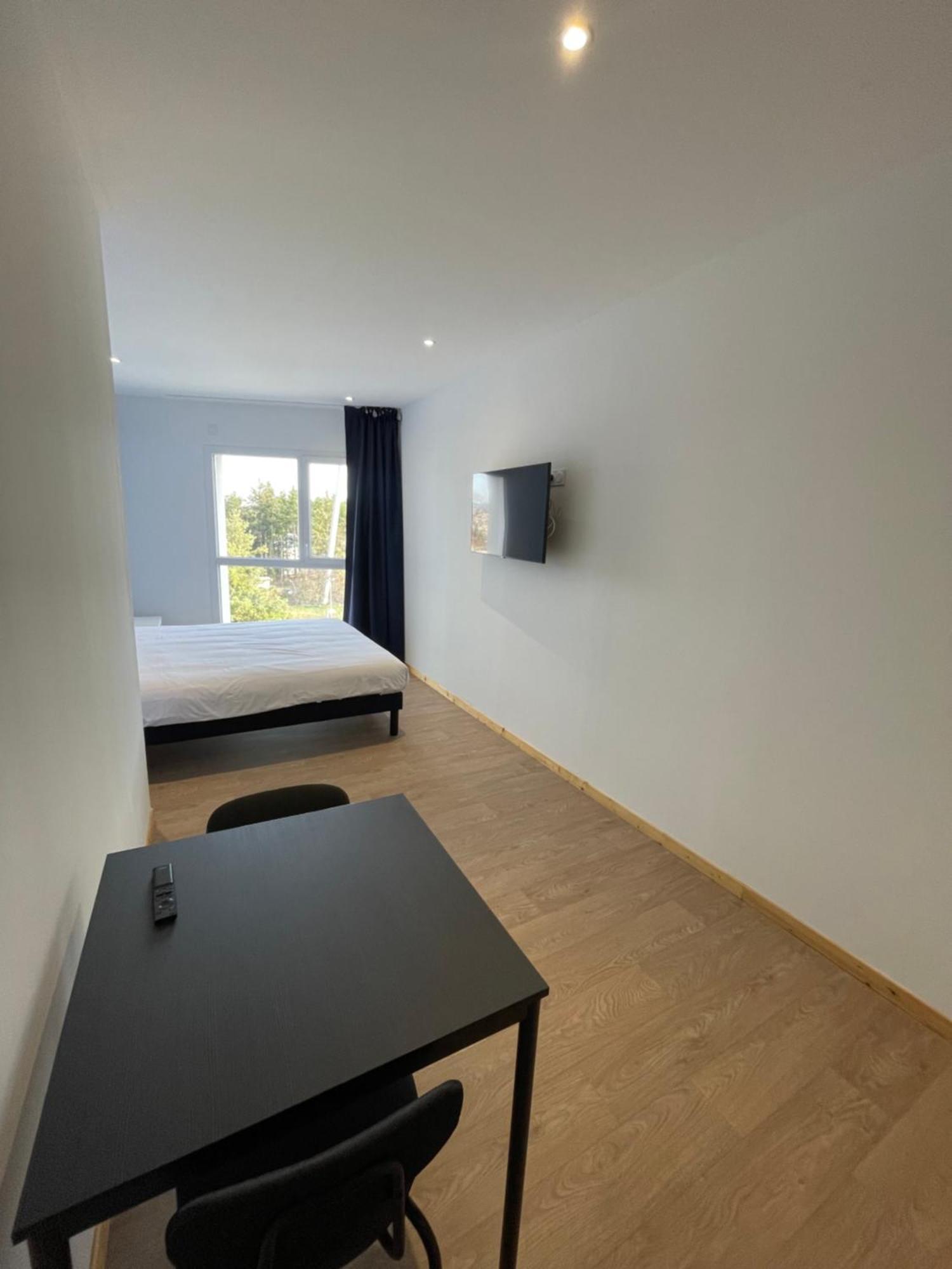 Le Salvador - Appart'Hotel De 18M2 A 44M2 La Talaudiere Ngoại thất bức ảnh
