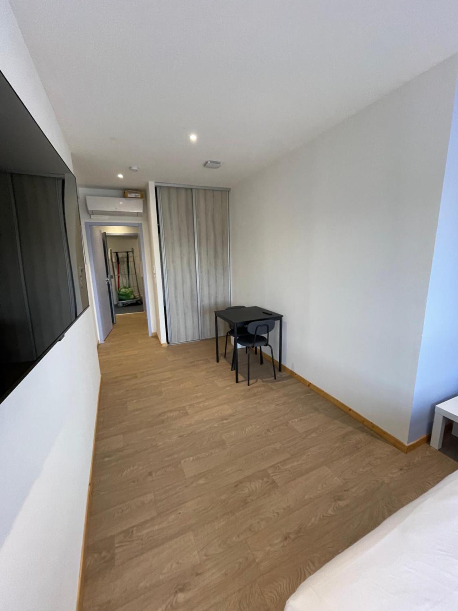 Le Salvador - Appart'Hotel De 18M2 A 44M2 La Talaudiere Ngoại thất bức ảnh
