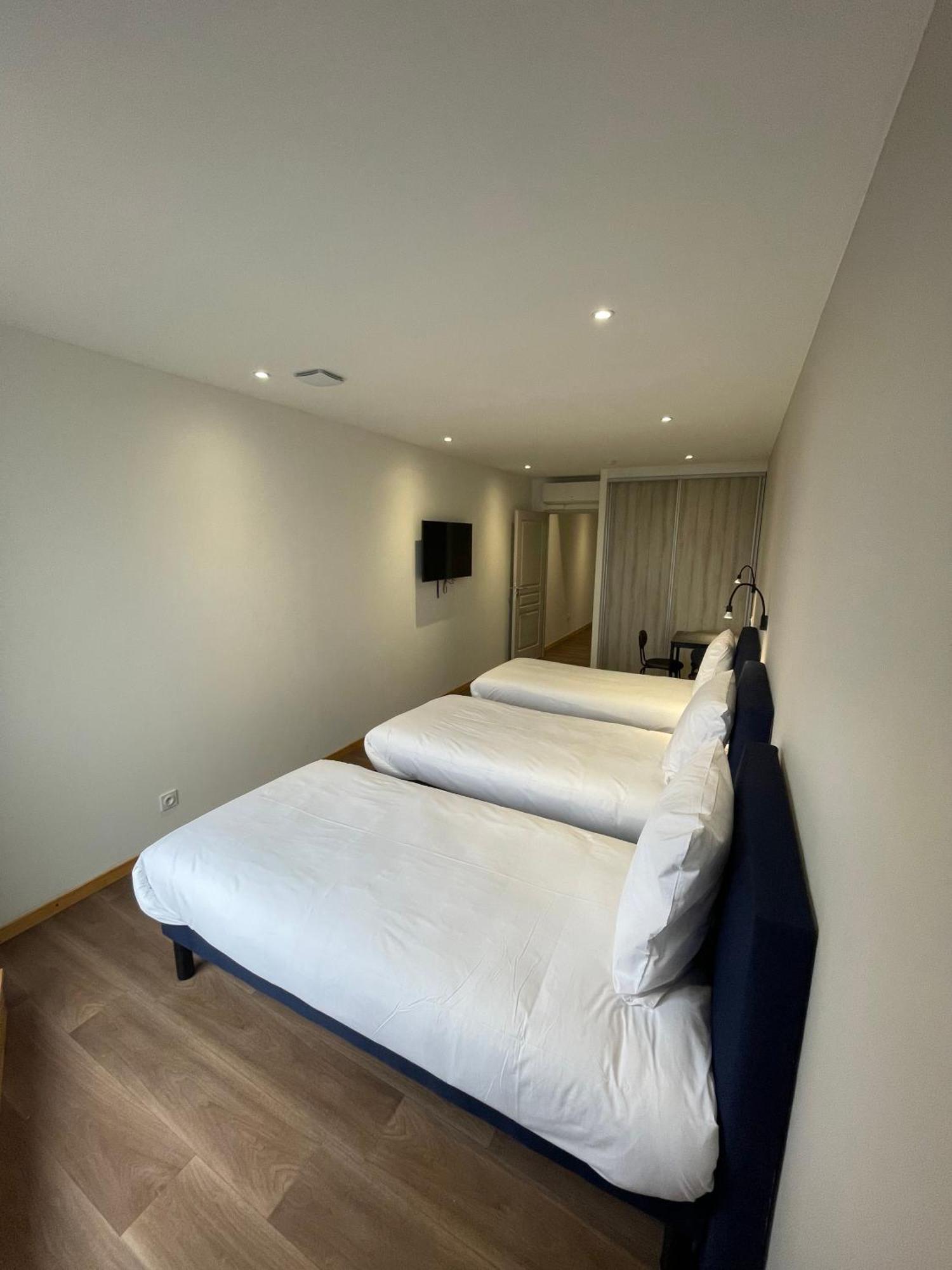Le Salvador - Appart'Hotel De 18M2 A 44M2 La Talaudiere Ngoại thất bức ảnh
