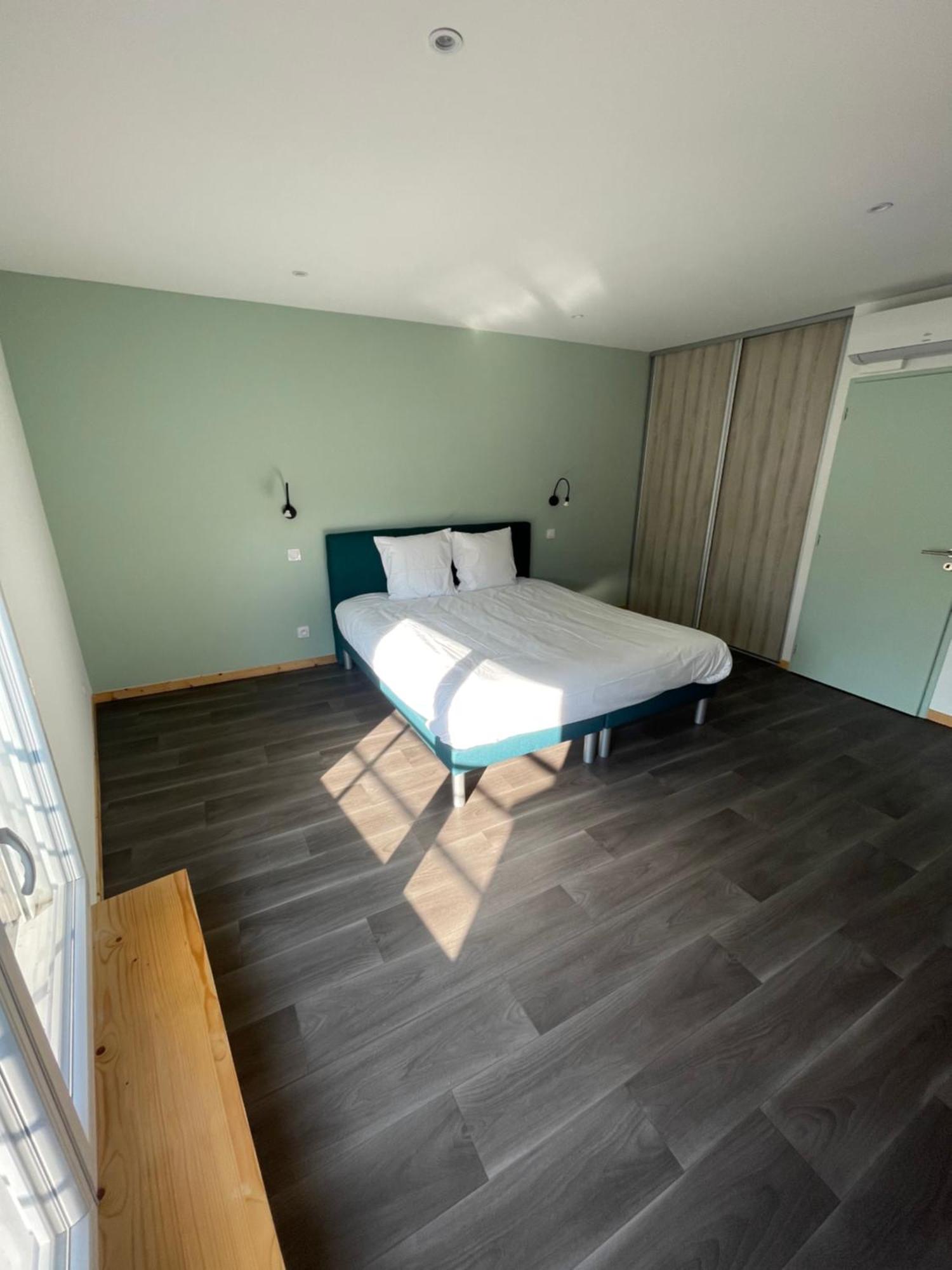 Le Salvador - Appart'Hotel De 18M2 A 44M2 La Talaudiere Ngoại thất bức ảnh
