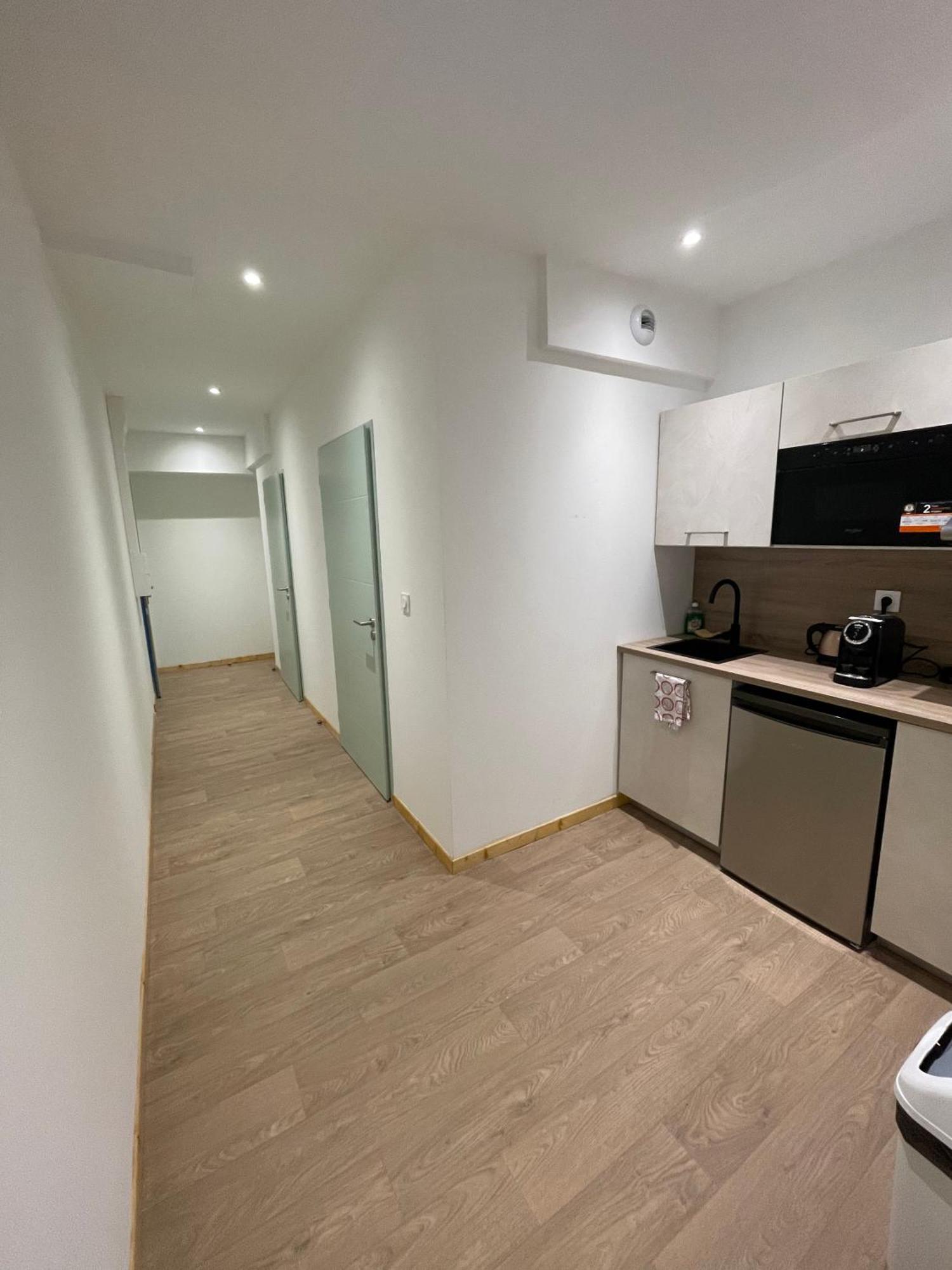 Le Salvador - Appart'Hotel De 18M2 A 44M2 La Talaudiere Ngoại thất bức ảnh